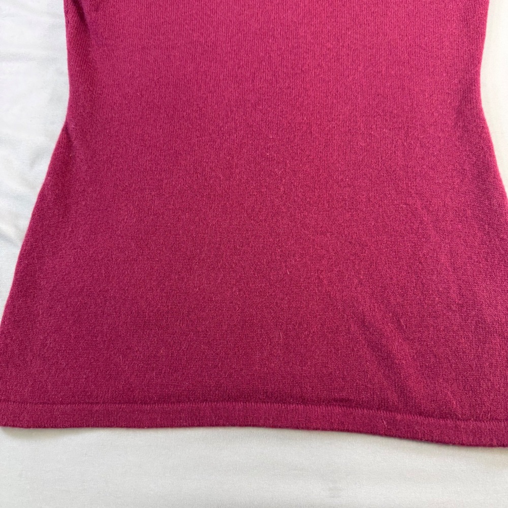 Cashmere Saks Fifth Avenue V-Neck Long Sleeve Sweater Berry‎ XS absolute beauty - Picture 3 of 16